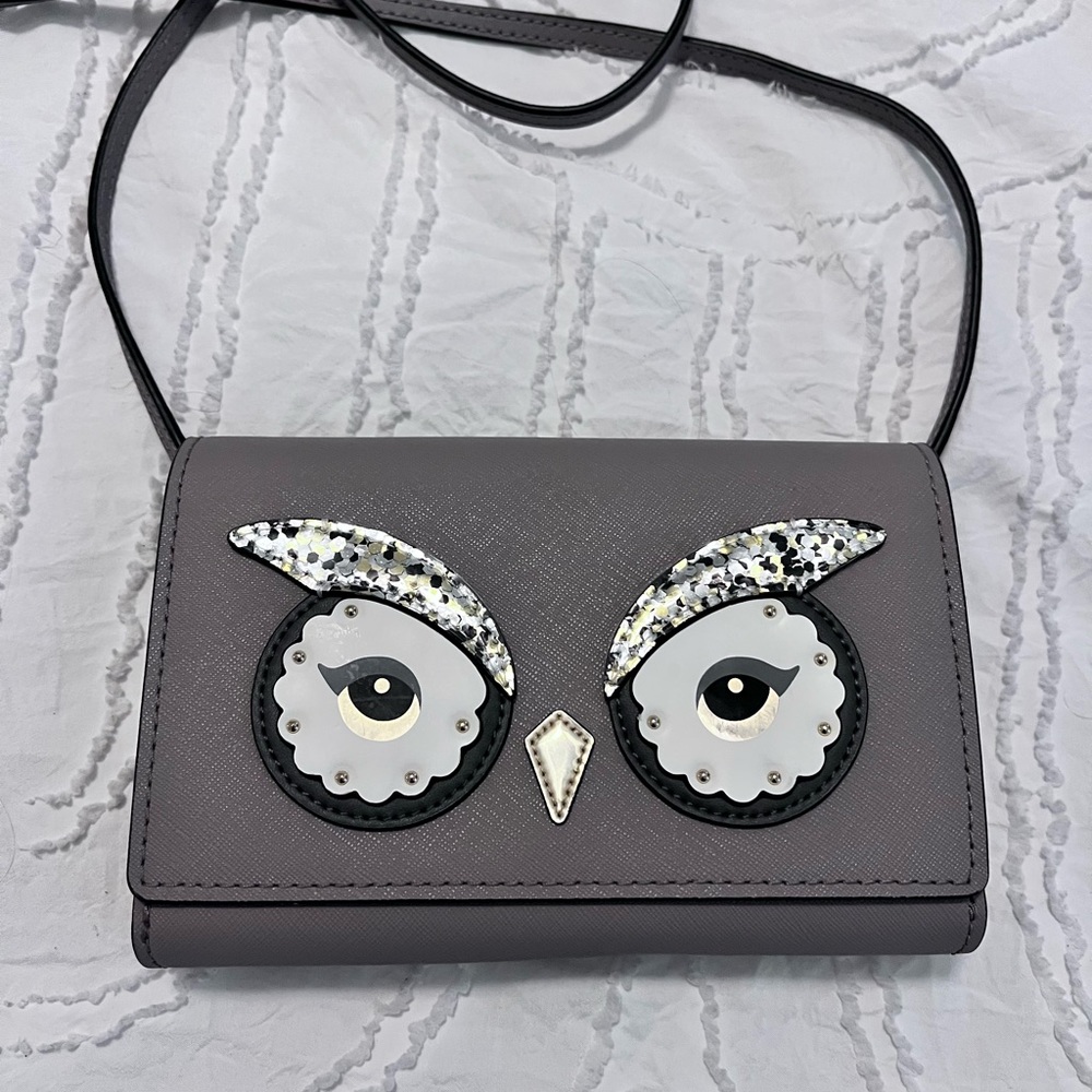 Gray Owl Design Crossbody Bag